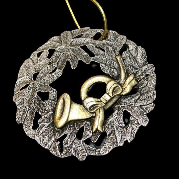 Vintage Metzke Pewter  Wreath French Horn Ornament 1986 - Picture 2 of 4